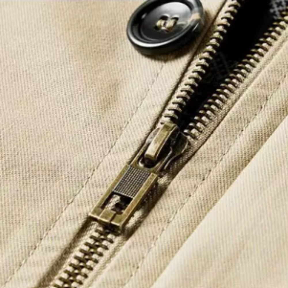 Chaqueta elegante con múltiples bolsillos