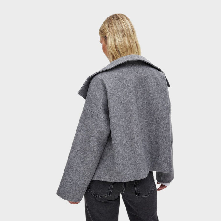 Francisca - Abrigo Lujoso