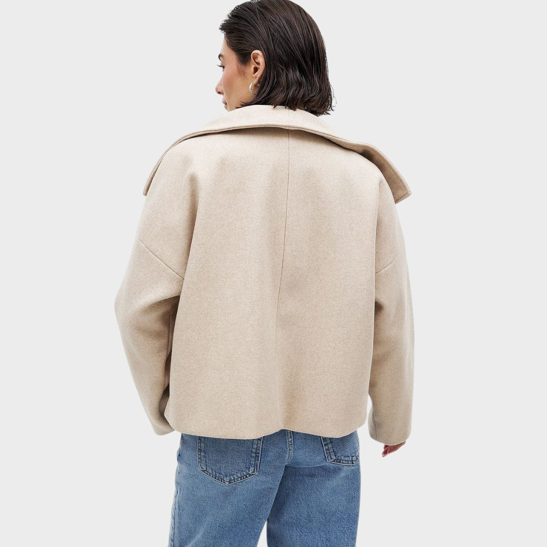 Francisca - Abrigo Lujoso